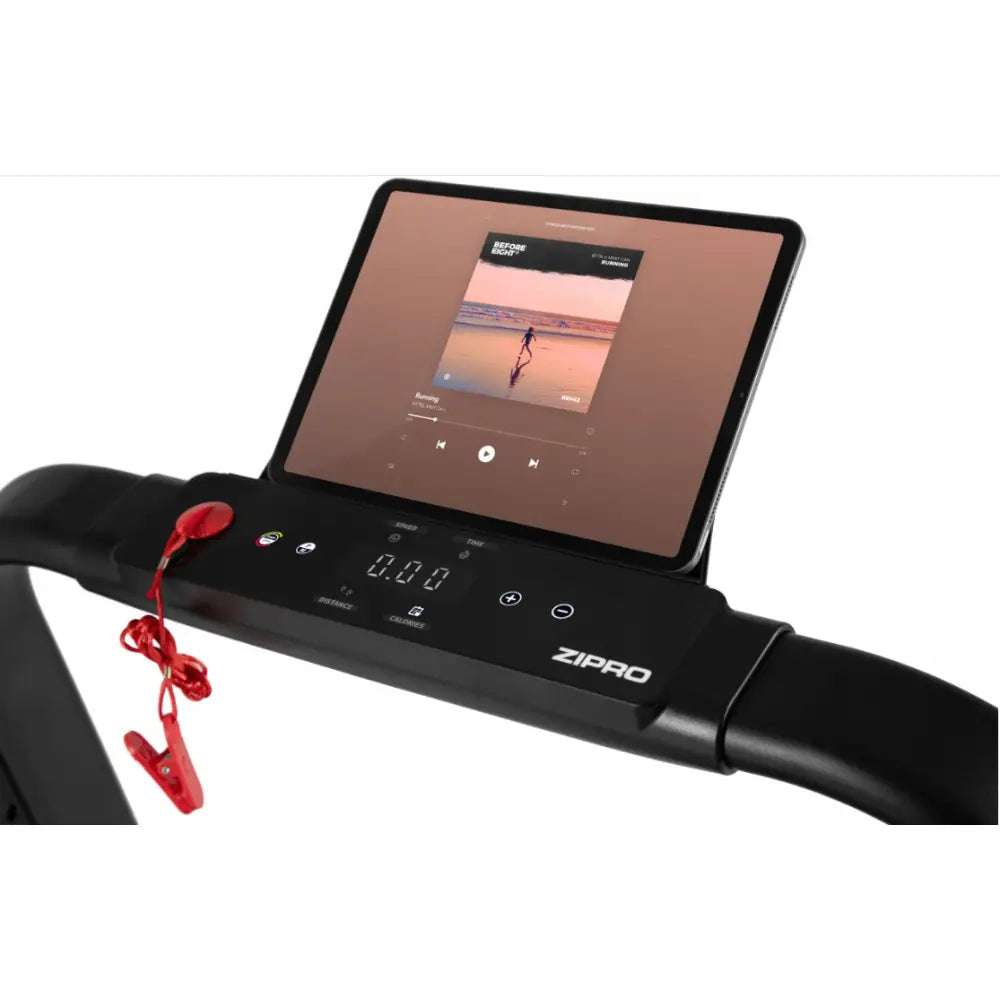 Sammenleggbar Tredemølle Zipro Jogger, kontrollpanel med digitalt display, berøringsknapper og nettbrett fra skrå vinkel.
