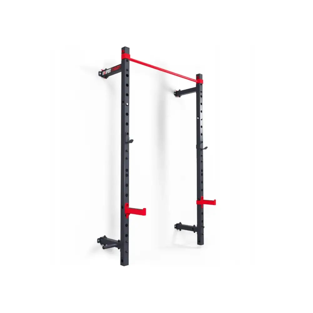 Sammenleggbar veggmontert rack MFX001, skråvisning med synlige justerbare fester og røde detaljer på metallrammen.