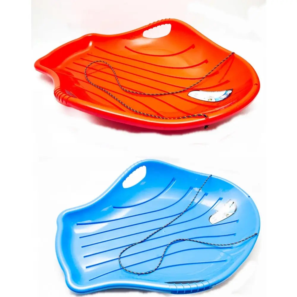 Sanki Stor Sklie akebrett i rødt og blått, sett ovenfra med integrerte håndtak og tau for enkel trekking.