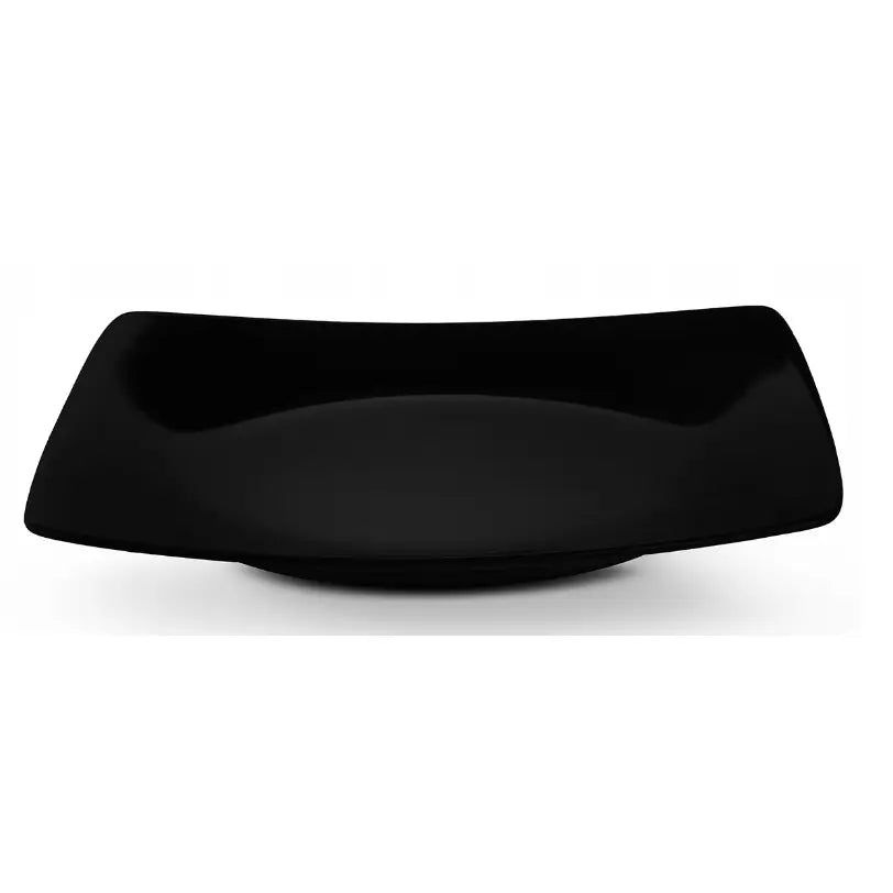 Servise Epiri middagssett, svart kvadratisk tallerken med buede kanter, keramikk, frontvisning mot hvit bakgrunn.