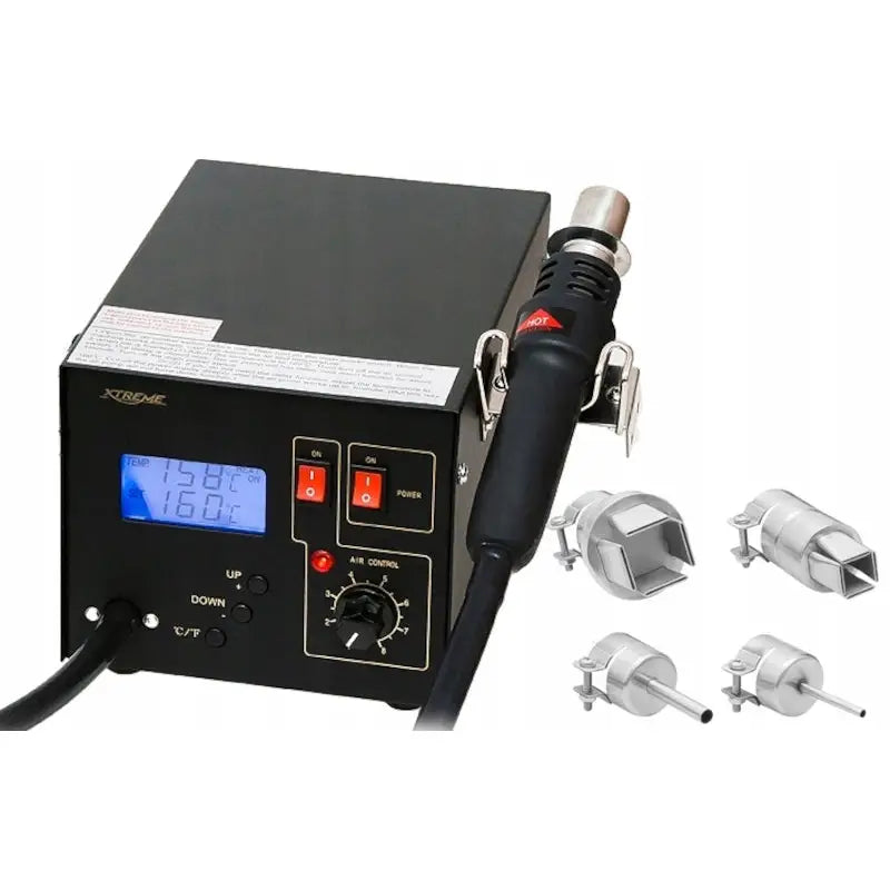 Loddestasjon med digitalt display, to røde brytere, luftkontroll og fire utskiftbare metall-dyser ved siden av enheten.