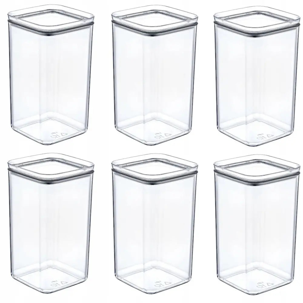 Sett med seks gjennomsiktige kjøkkenbeholdere på 1,5 liter, stablet skrått med avrundede hjørner og matchende lokk.