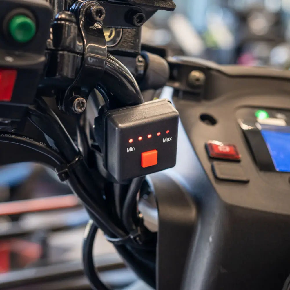 Shark Låse-på Oppvarmet Håndtak med Aluminiumsklemmer