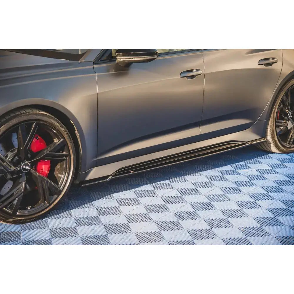 Side Skirts Diffusers V.1 Audi Rs6 C8