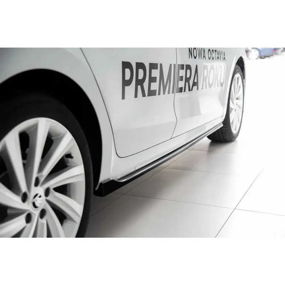 Side Skirts Diffusers V.1 Skoda Octavia Mk4