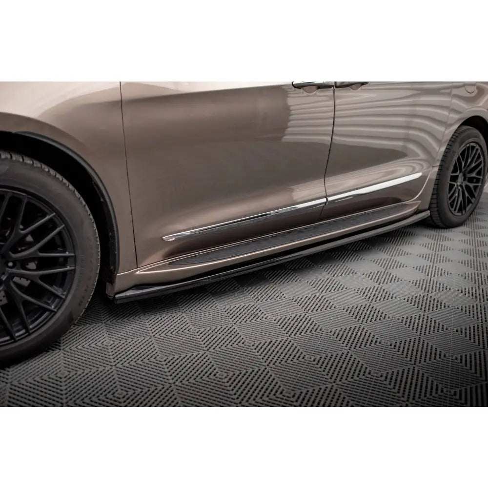 Sideskjørt Chrysler Pacifica Mk2