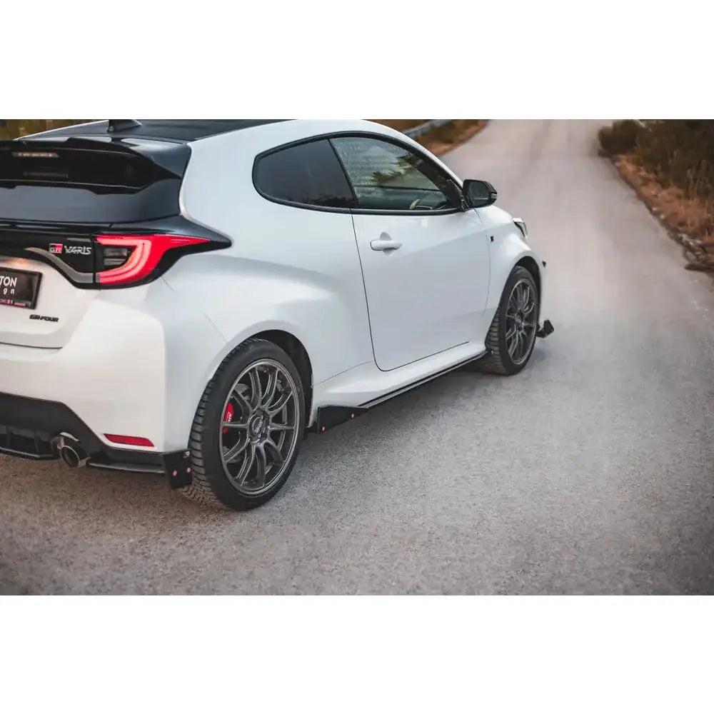 Sideskjørt Diffusers + Flaps V.2 Toyota Gr Yaris Mk4