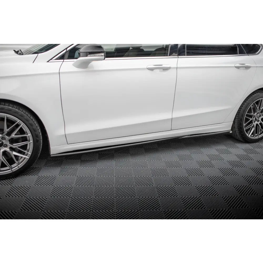 Sideskjørt Ford Mondeo Sport Mk5 Facelift / Fusion Sport Mk2 Facelift