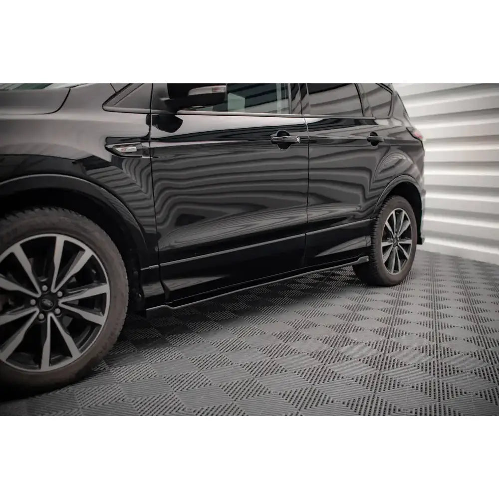 Sideskjørt Lepper - Ford Escape St-line Mk3 12-19