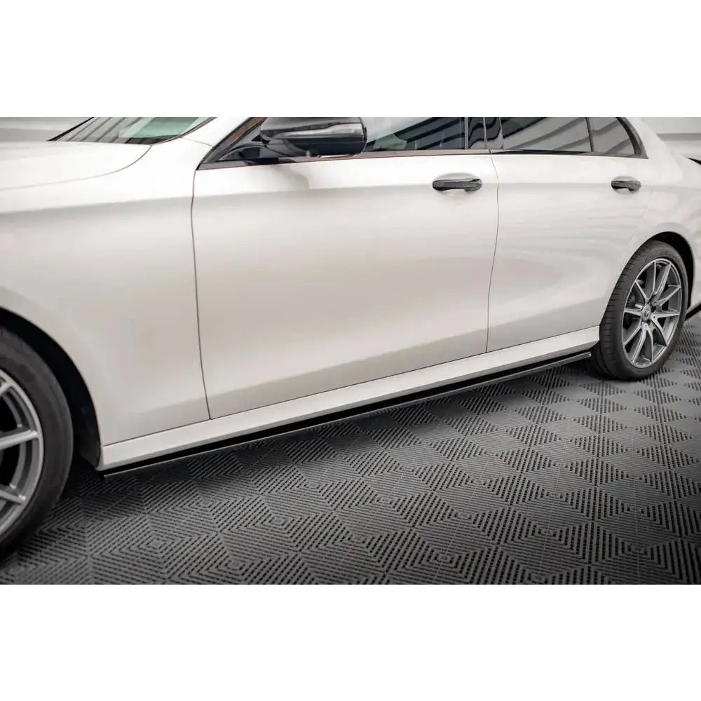 Sideskjørt Lepper - Mercedes E-klasse Amg-line W213 Facelift 21-