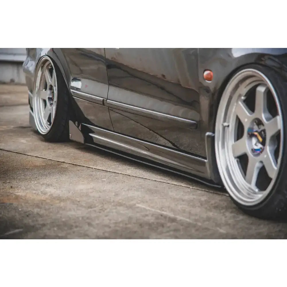 Sideskjørt Lepper Racing- Mitsubishi Galant Avance Mk8 96-03