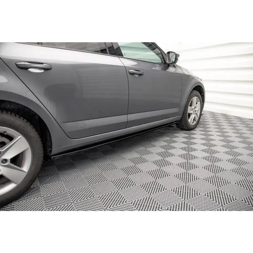 Sideskjørt Lepper Skoda Octavia Mk3 Facelift 16-20