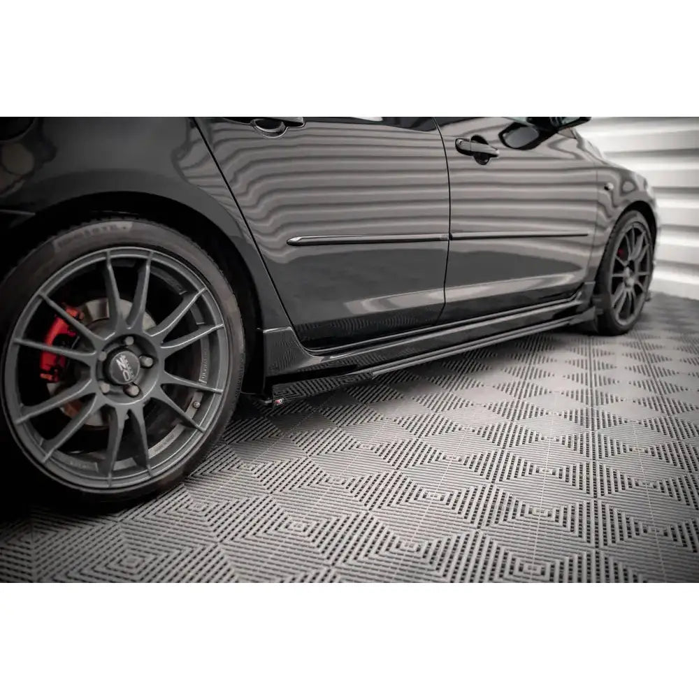 Sideskjørt Lepper Street Pro + Flaps - Mazda 3 Mps Mk1 06-08