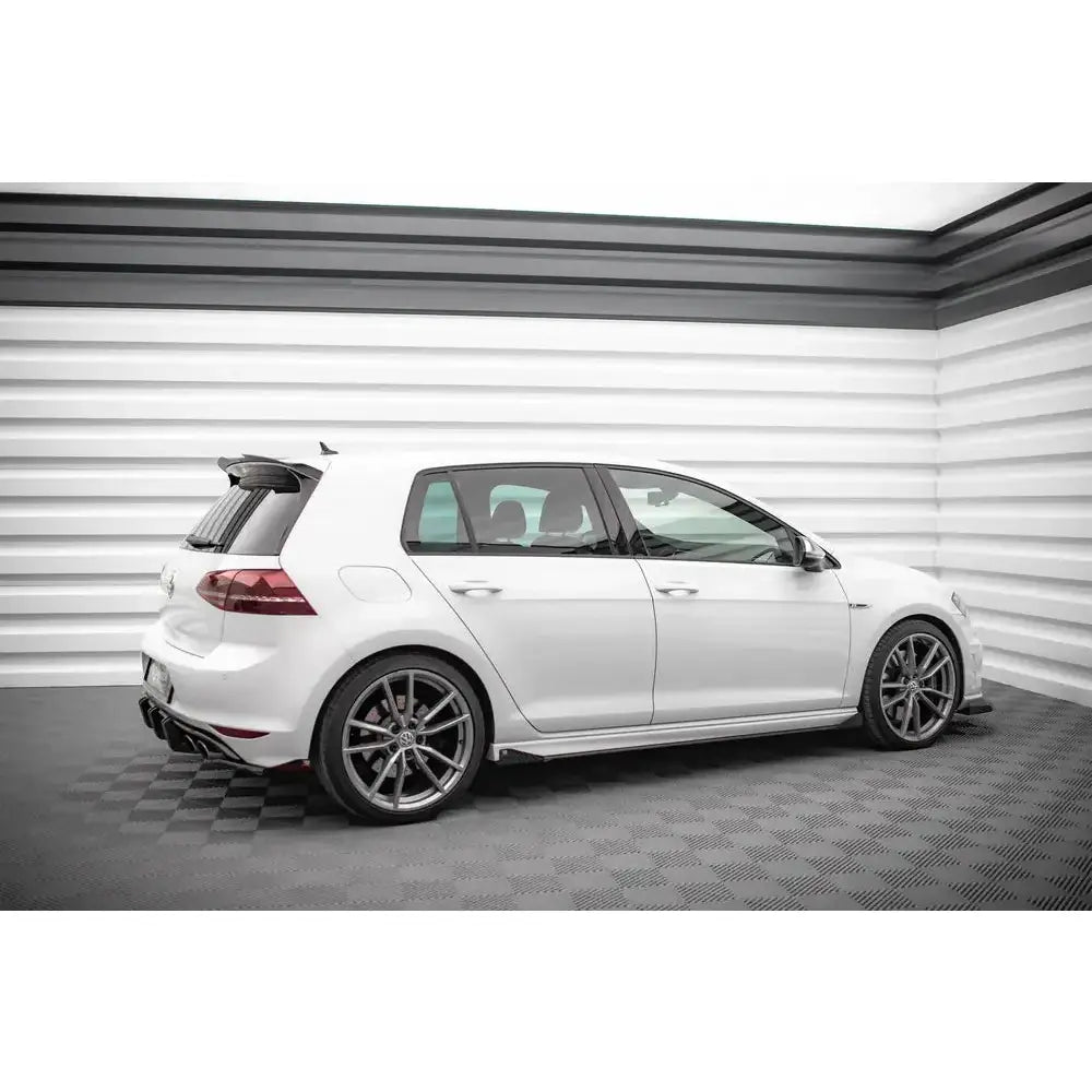 Sideskjørt Lepper Street Pro + Flaps - Volkswagen Golf r Mk7 13-16