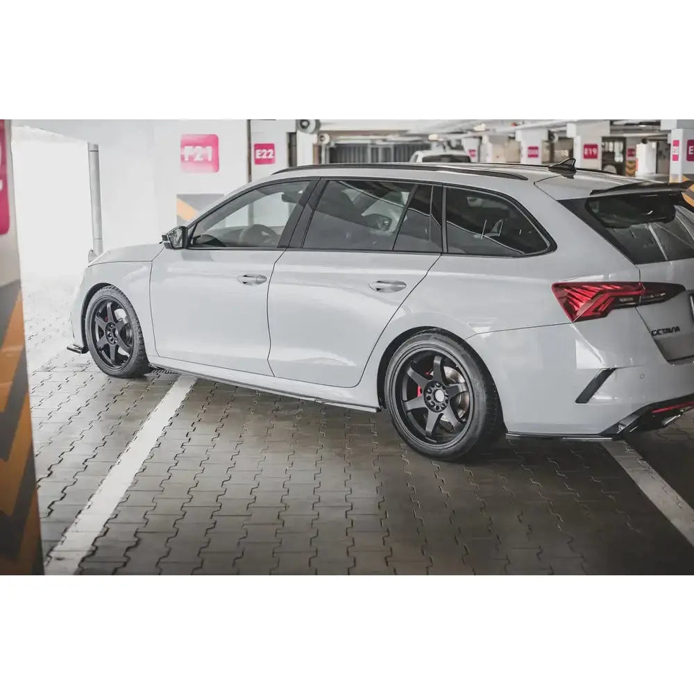 Sideskjørt Lepper V.1 Skoda Octavia Rs Mk4 20-