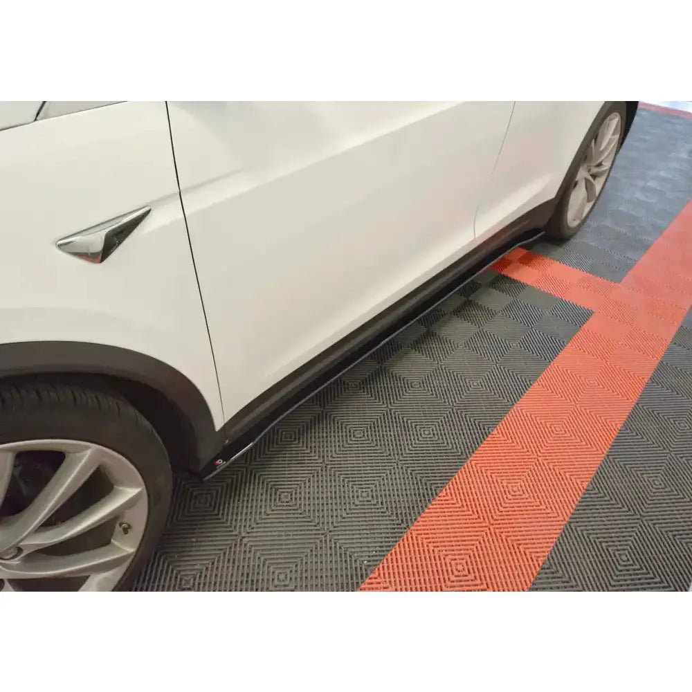 Sideskjørt Lepper V.2 - Tesla Model x