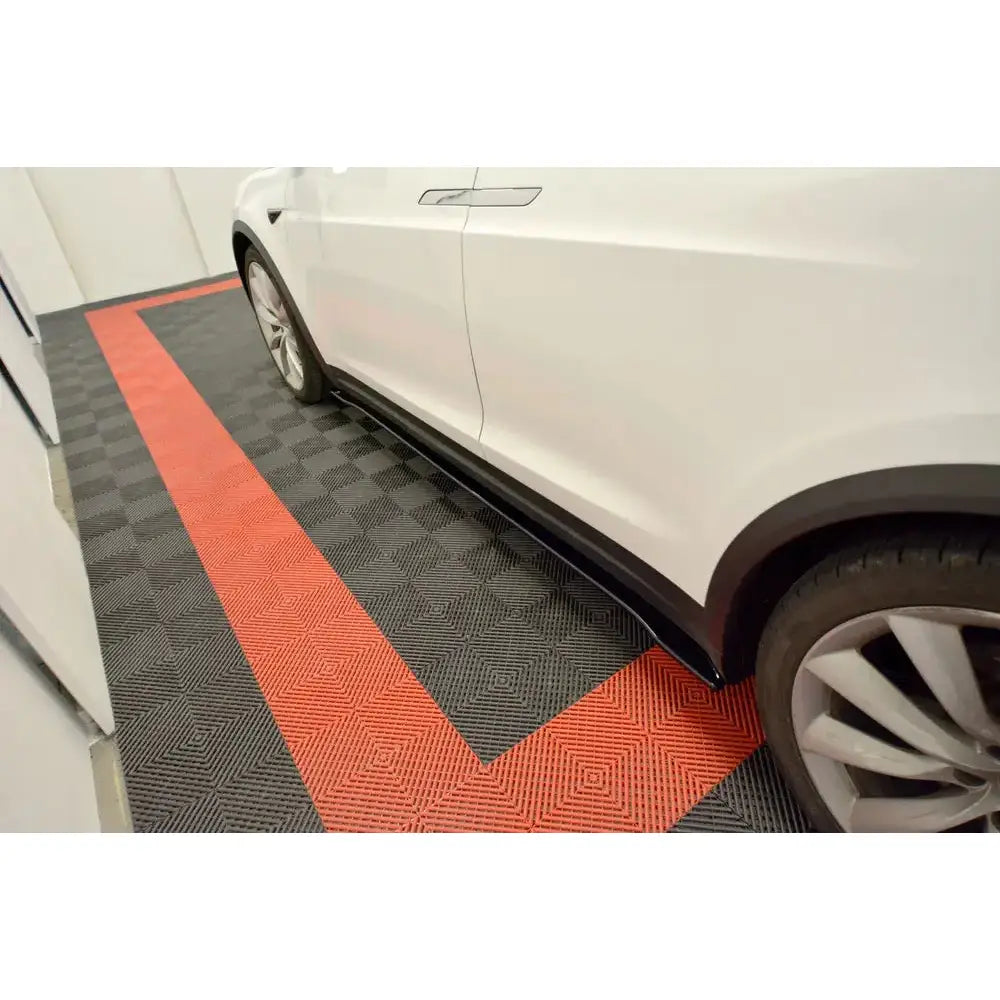 Sideskjørt Lepper V.2 - Tesla Model x