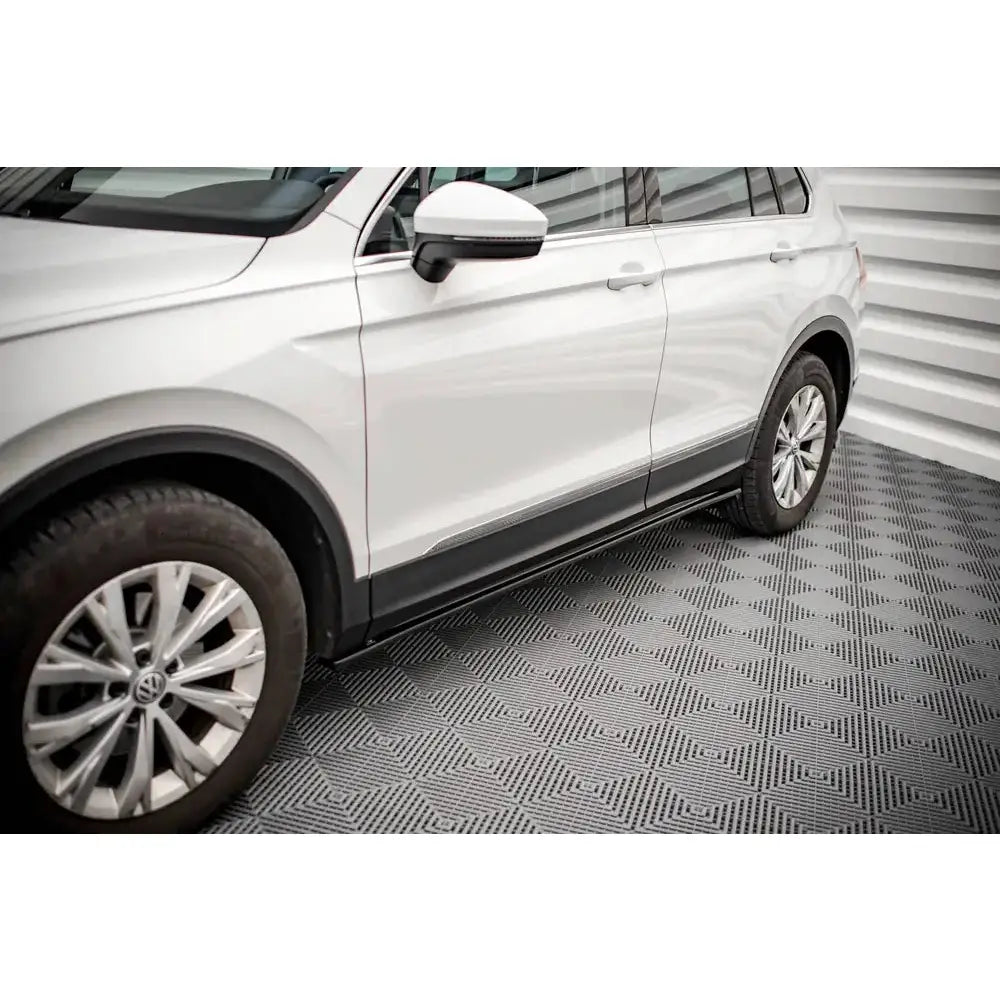 Sideskjørt Lepper - Volkswagen Tiguan Mk2 15-20