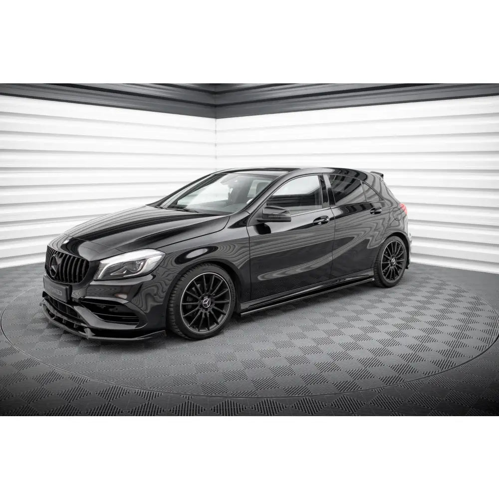 Sideskjørt Mercedes-benz a Amg-line W176 Facelif