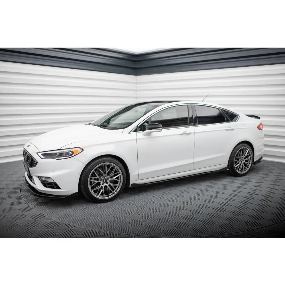 Sideskjørt Street Pro + Flaps Ford Mondeo Sport Mk5 Facelift / Fusion Sport Mk2 Facelift