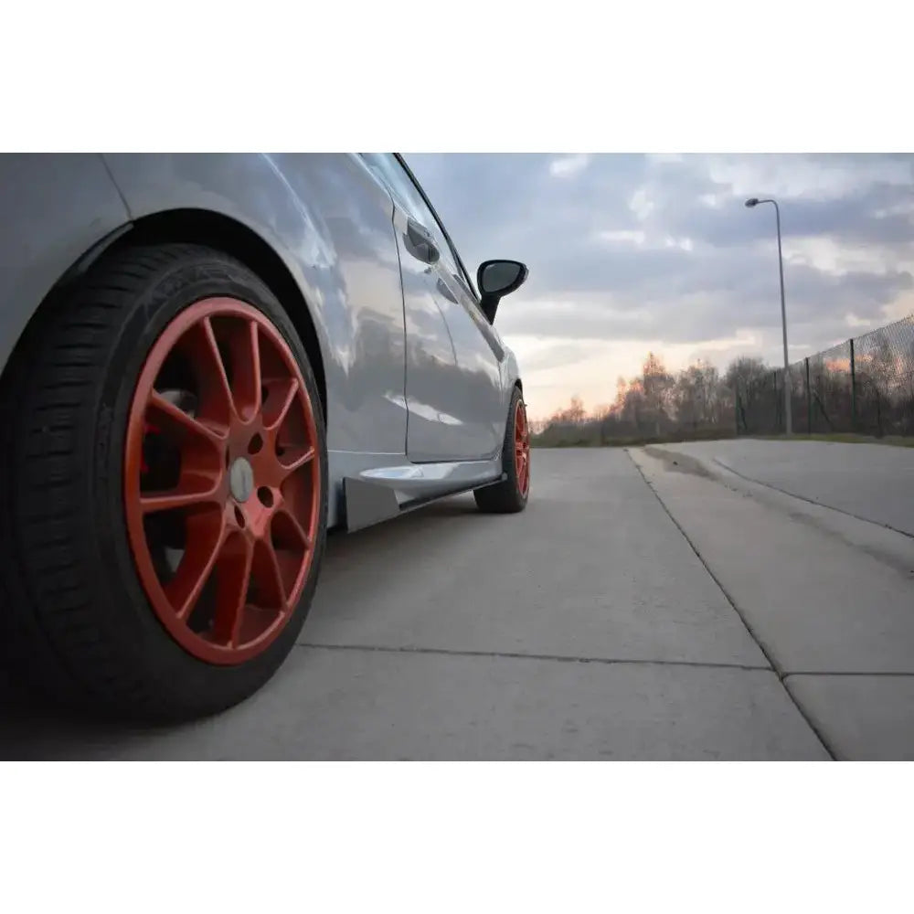 Sideskjørt Street Pro Ford Fiesta Mk7 St Facelift