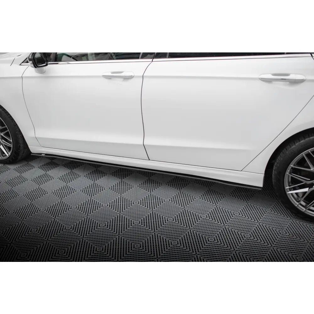 Sideskjørt Street Pro Ford Mondeo Sport Mk5 Facelift / Fusion Sport Mk2 Facelift