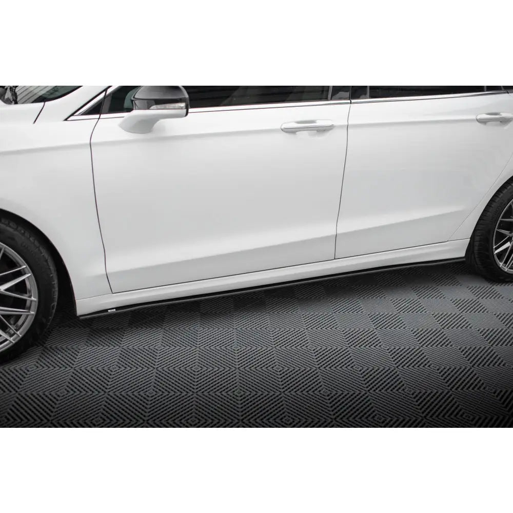 Sideskjørt Street Pro Ford Mondeo Sport Mk5 Facelift / Fusion Sport Mk2 Facelift