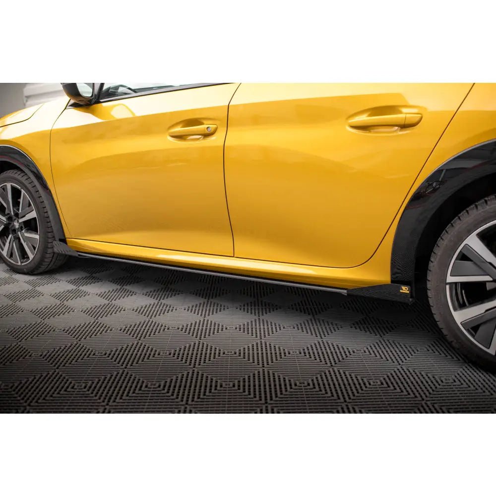 Sideskjørt Street Pro med Flaps Peugeot 208 Gt Mk2