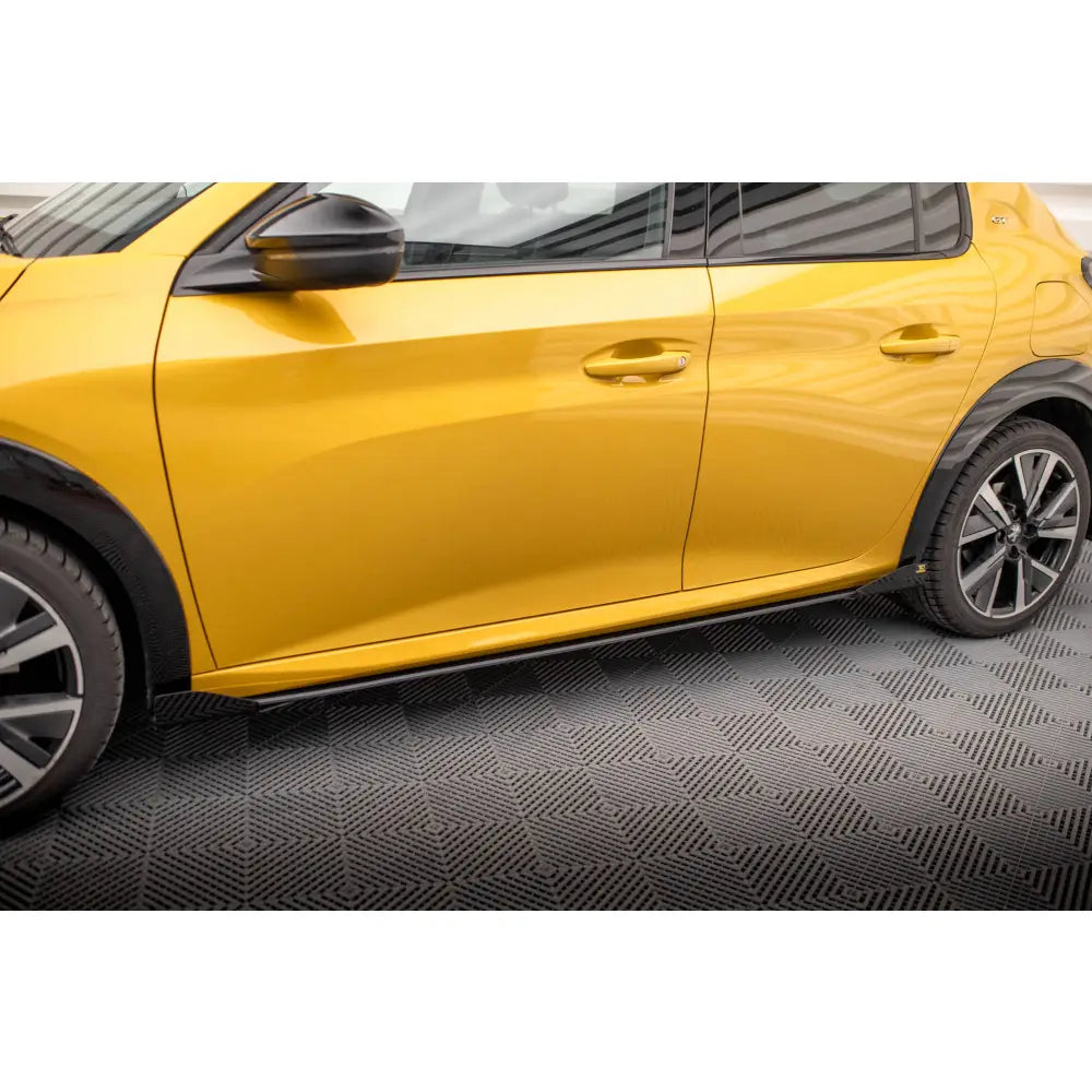 Sideskjørt Street Pro med Flaps Peugeot 208 Gt Mk2
