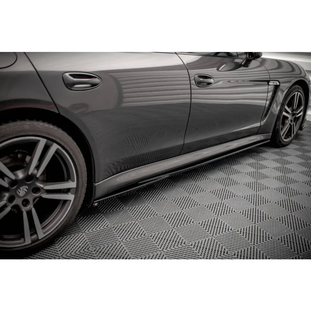 Sideskjørt V1 Porsche Panamera / Panamera Diesel / Panamera Turbo 970