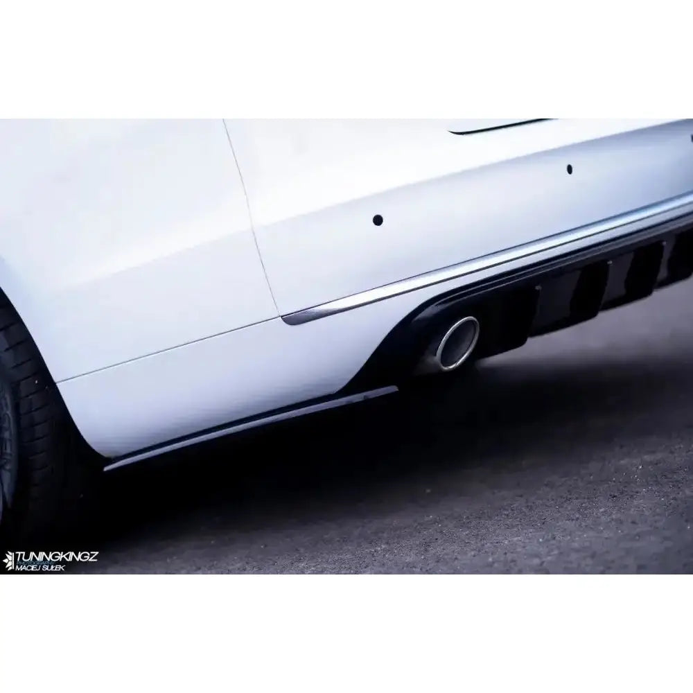 Sidesplittere bak Audi A8 D4