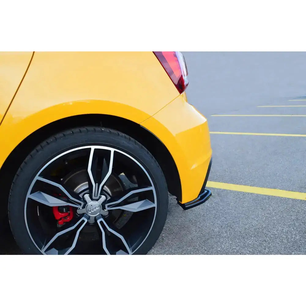 Sidesplittere bak Audi S1 Mk1