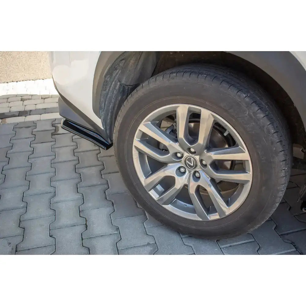 Sidesplittere bak Lexus Nx Facelift(hybrid)