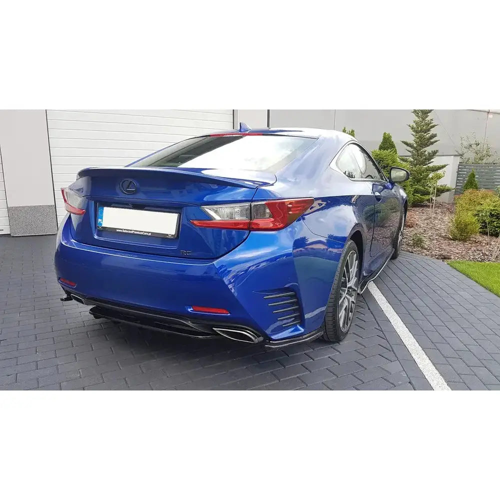 Sidesplittere bak Lexus Rc