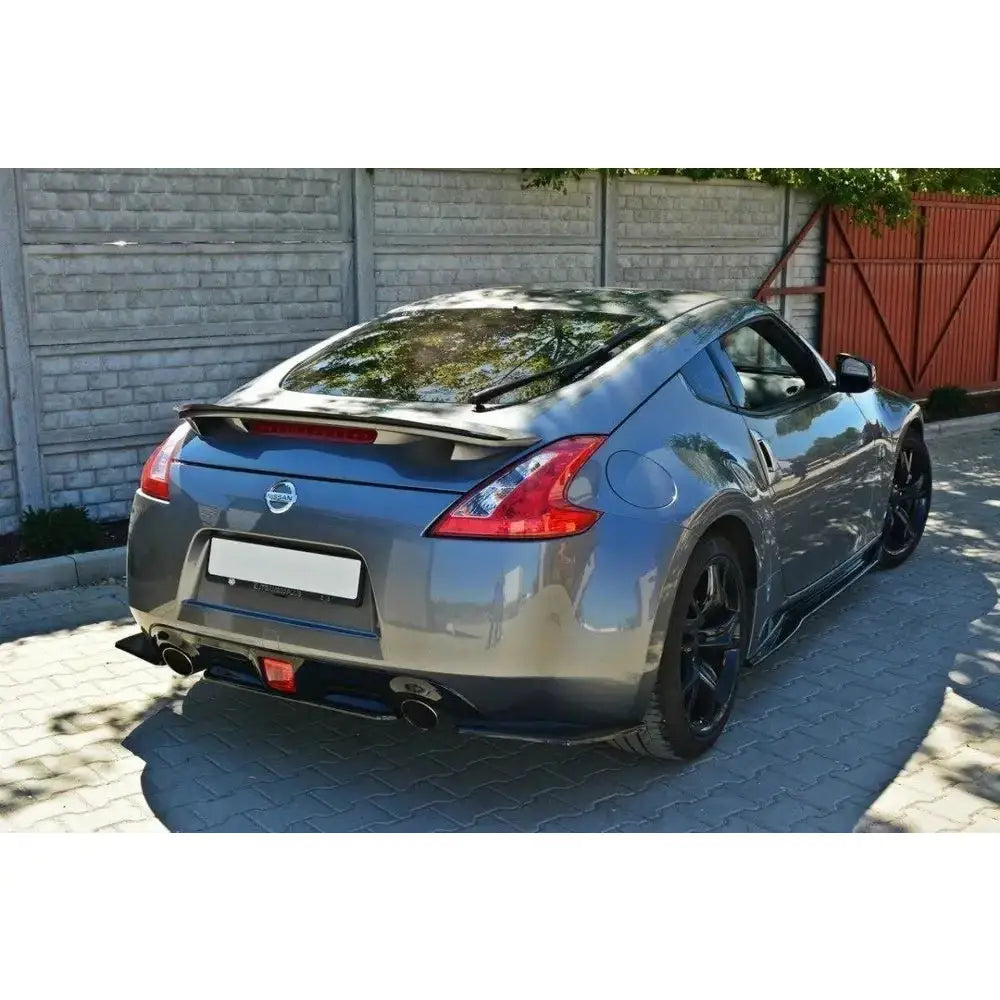 Sidesplittere bak Nissan 370z