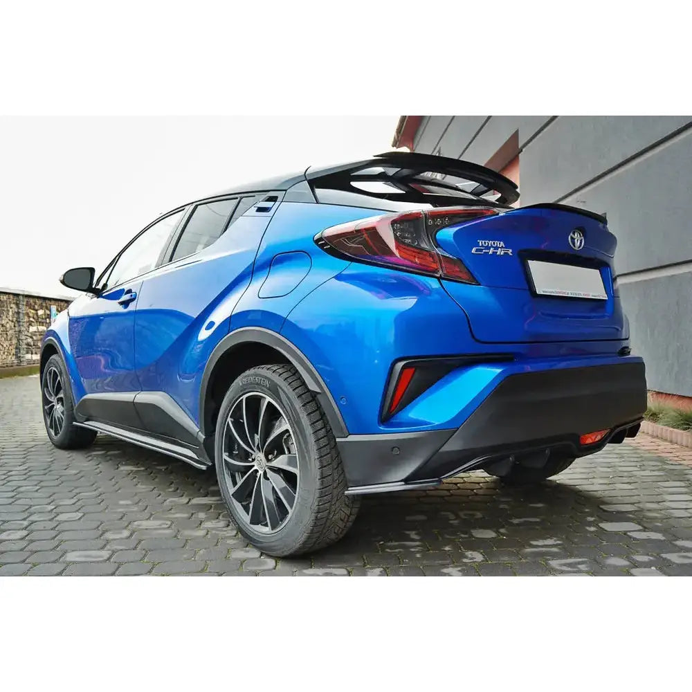Sidesplittere bak Toyota C-hr