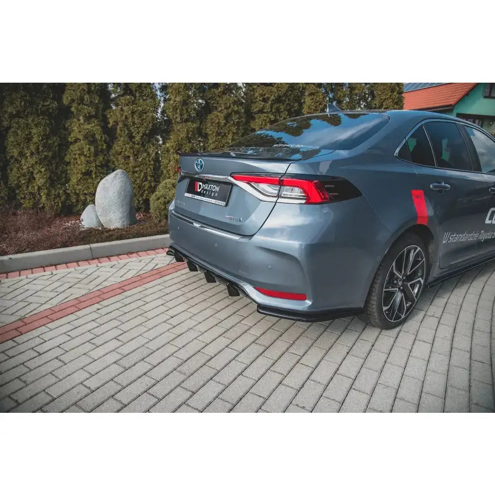 Sidesplittere bak Toyota Corolla Xii Sedan