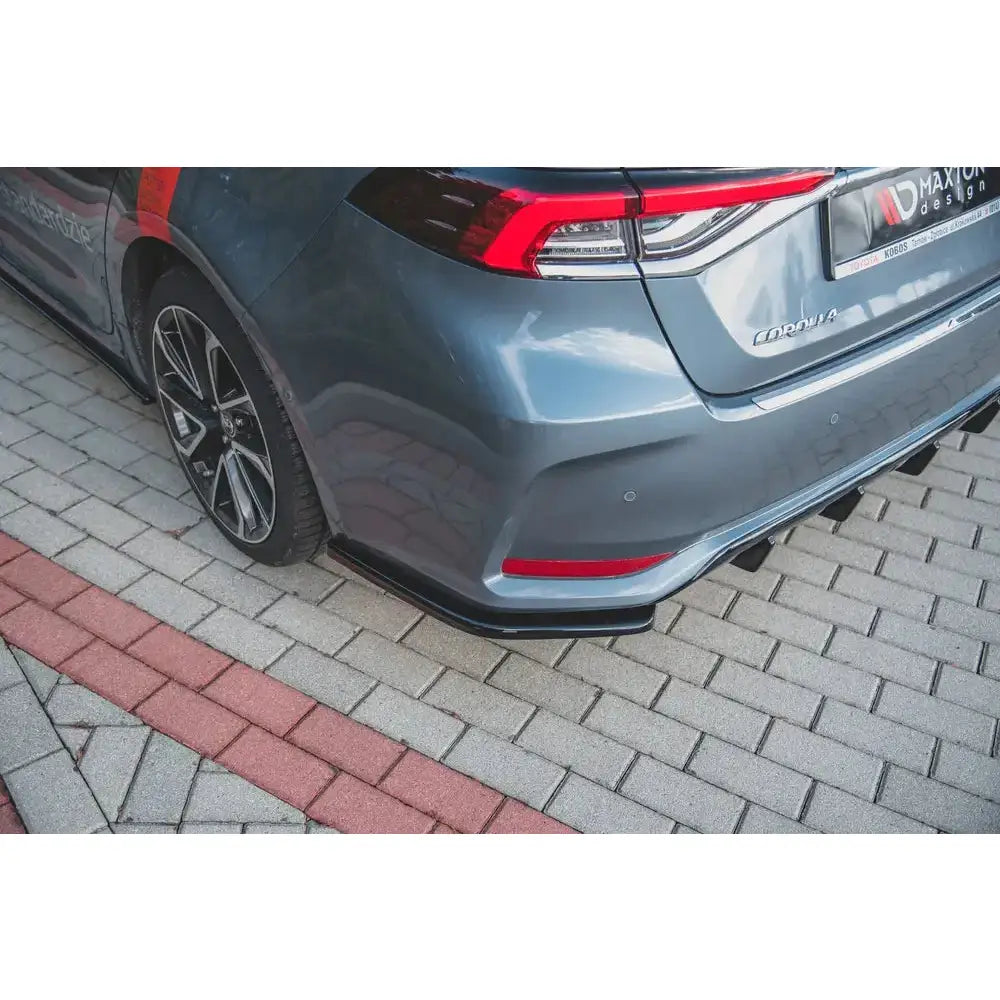 Sidesplittere bak Toyota Corolla Xii Sedan