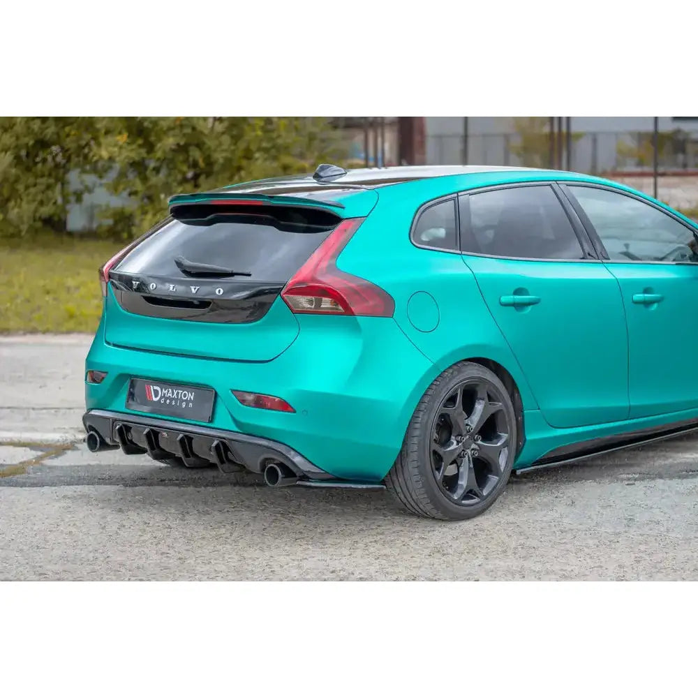 Sidesplittere bak Volvo V40 R-design
