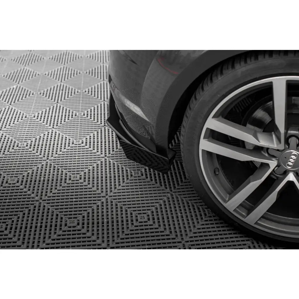 Sidesplittere Street Pro + Flaps Audi Tt S-line 8s