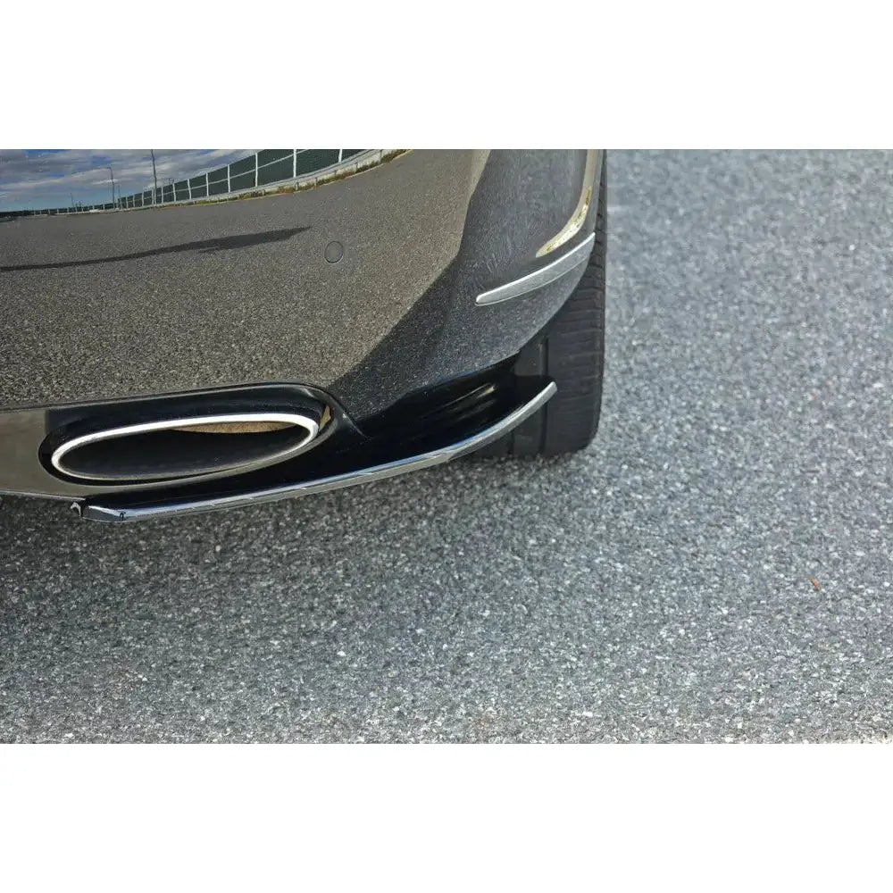 Sidesplitters bak Bentley Continental Gt