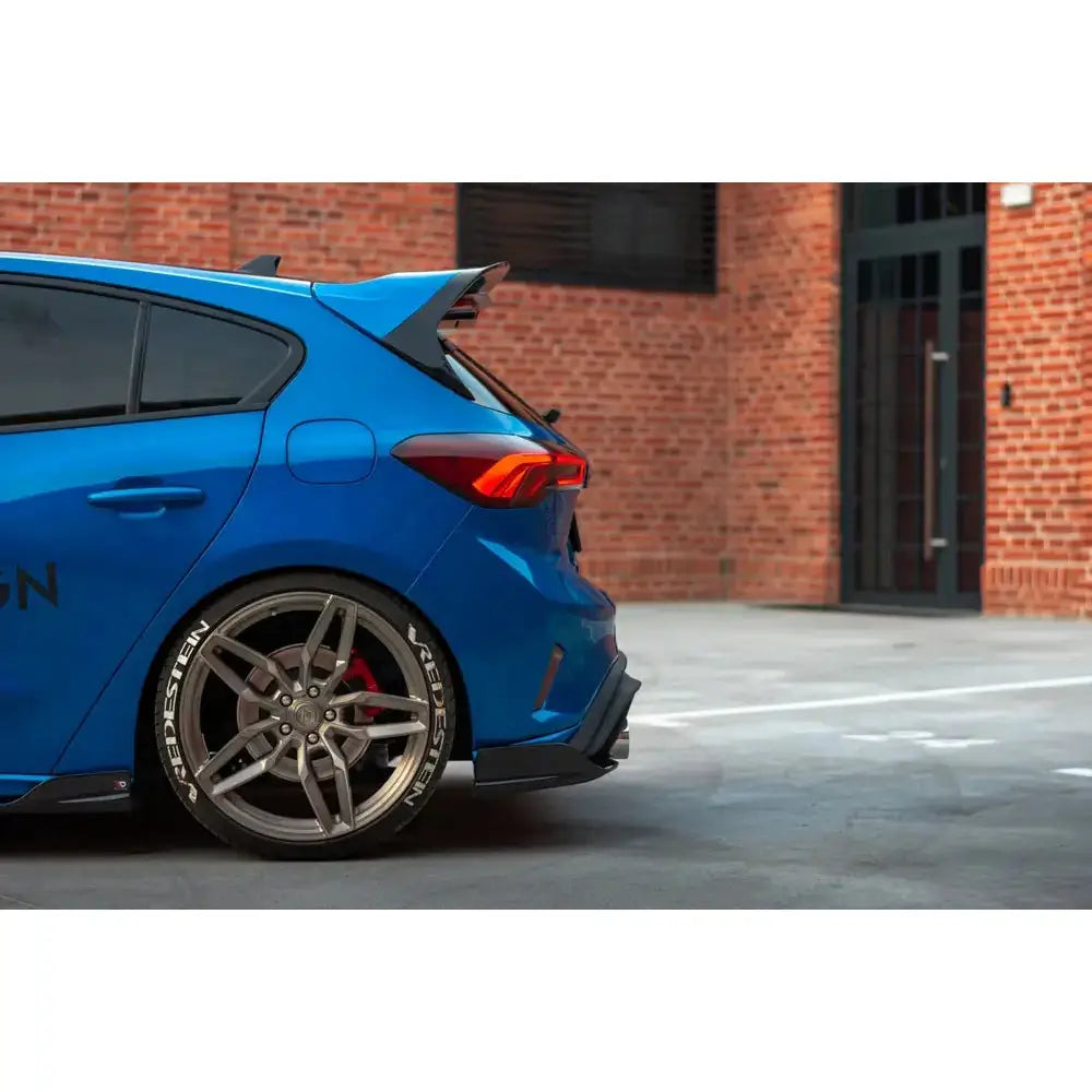 Sidesplitters bak Ford Focus Mk4 St-line