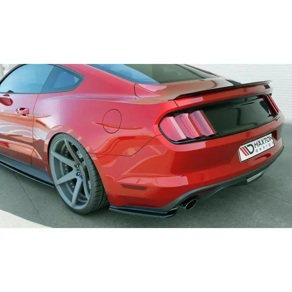 Sidesplitters bak Ford Mustang Mk6