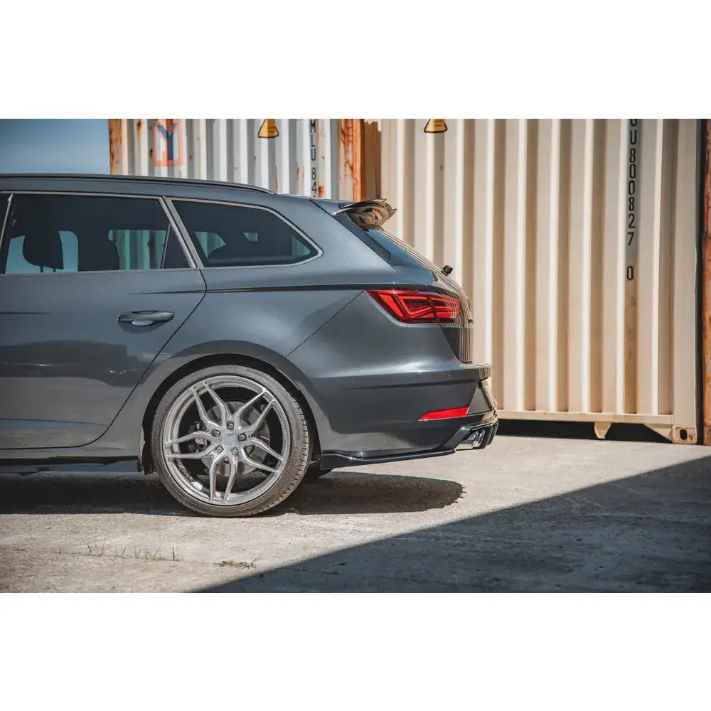 Sidesplitters bak V.3 Seat Leon Cupra St Mk3 Fl