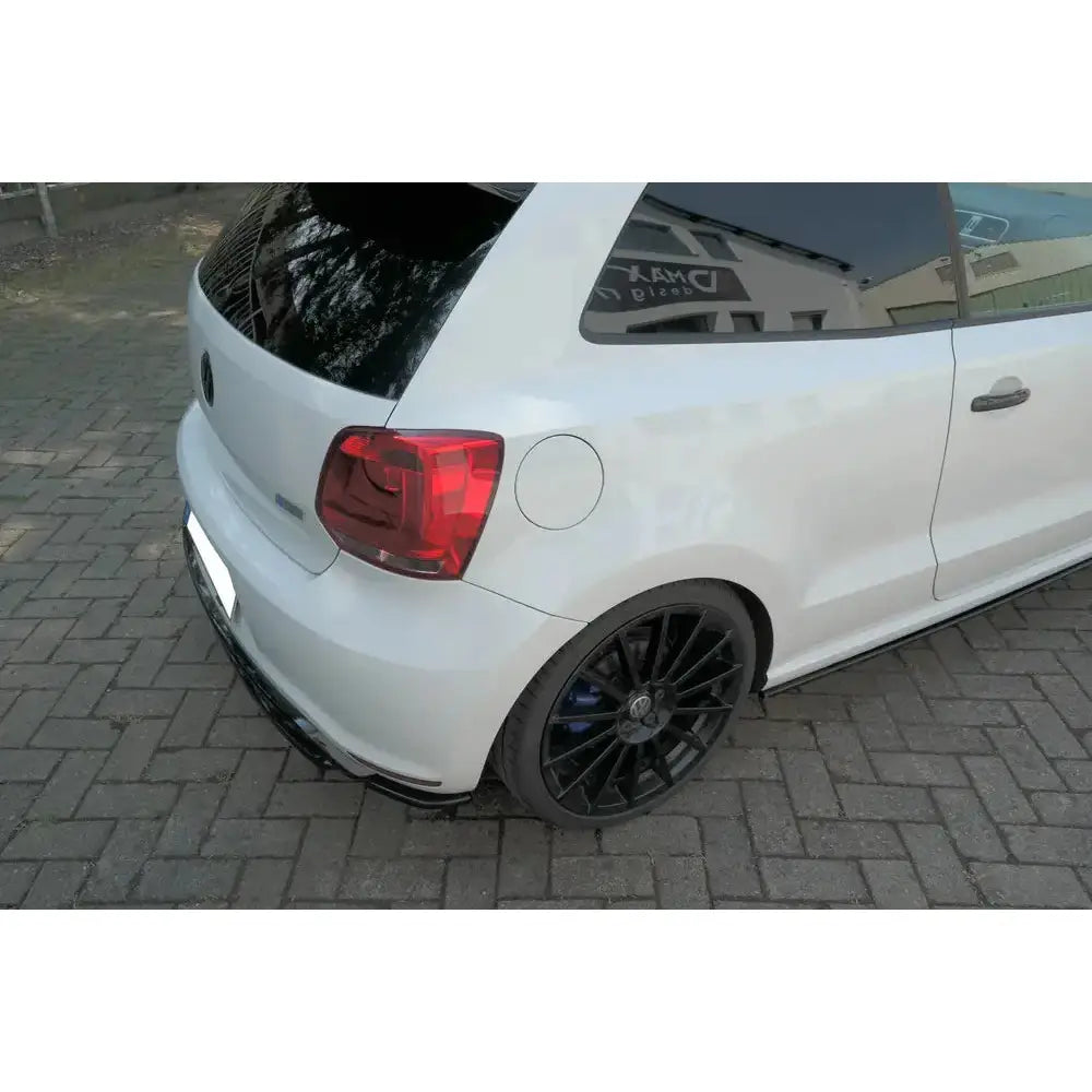 Sidesplitters bak Volkswagen Polo Mk5 r Wrc