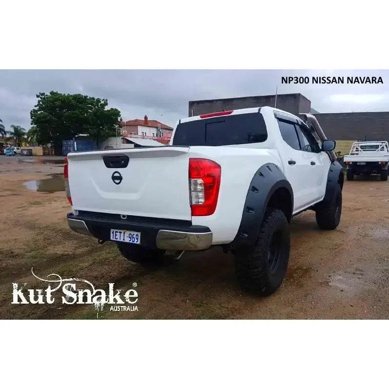 Skjermbreddere Monster - Nissan Navara D23 16-