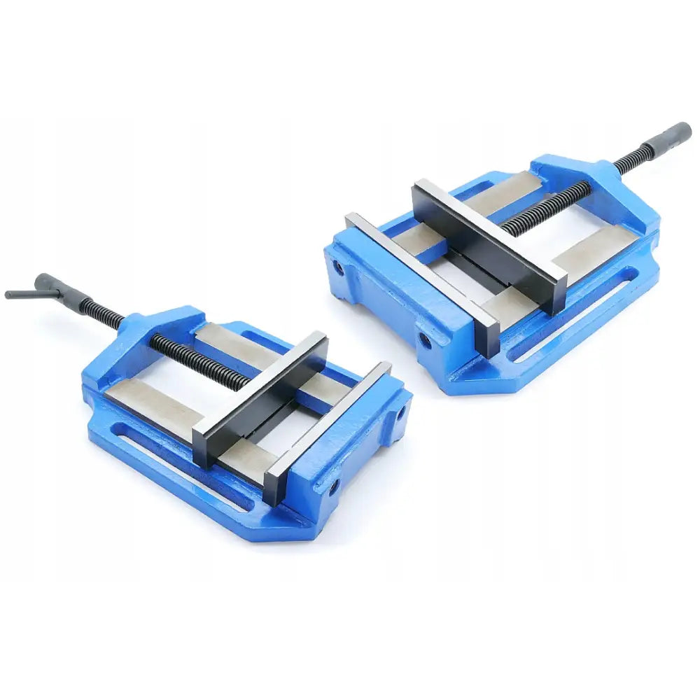 Skrustikke til borddrill 200mm, to blå modeller med sølvkjever og sort spindel, sett i vinkel.