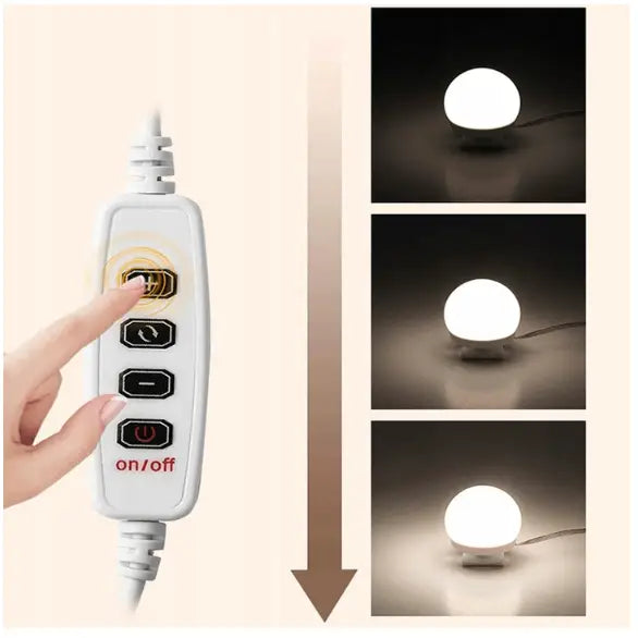 Sminkebordets LED-speil fjernkontroll med fire knapper, lampe demonstrerer tre lysstyrker til høyre.