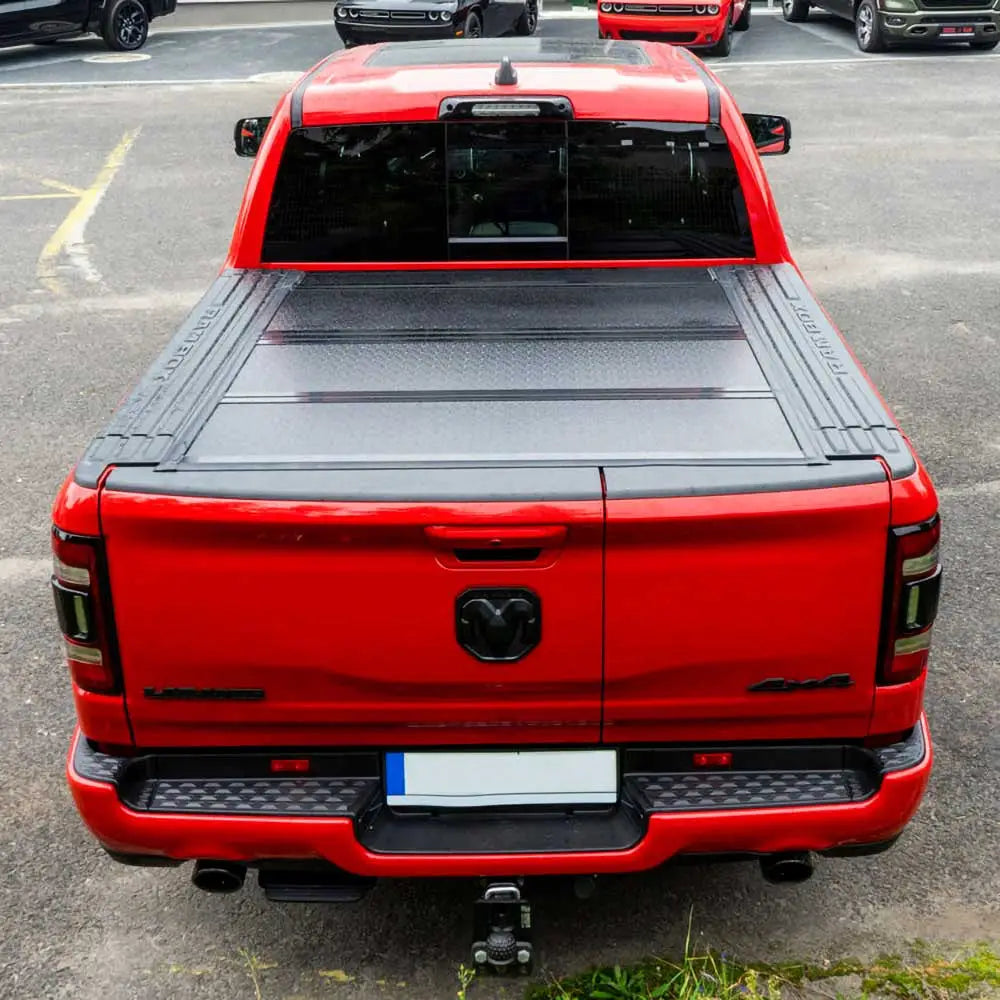 Solid Deksel Trifold Rambox Lav Profil Ofd 5’7’’ - Ram 1500 Dt 19-