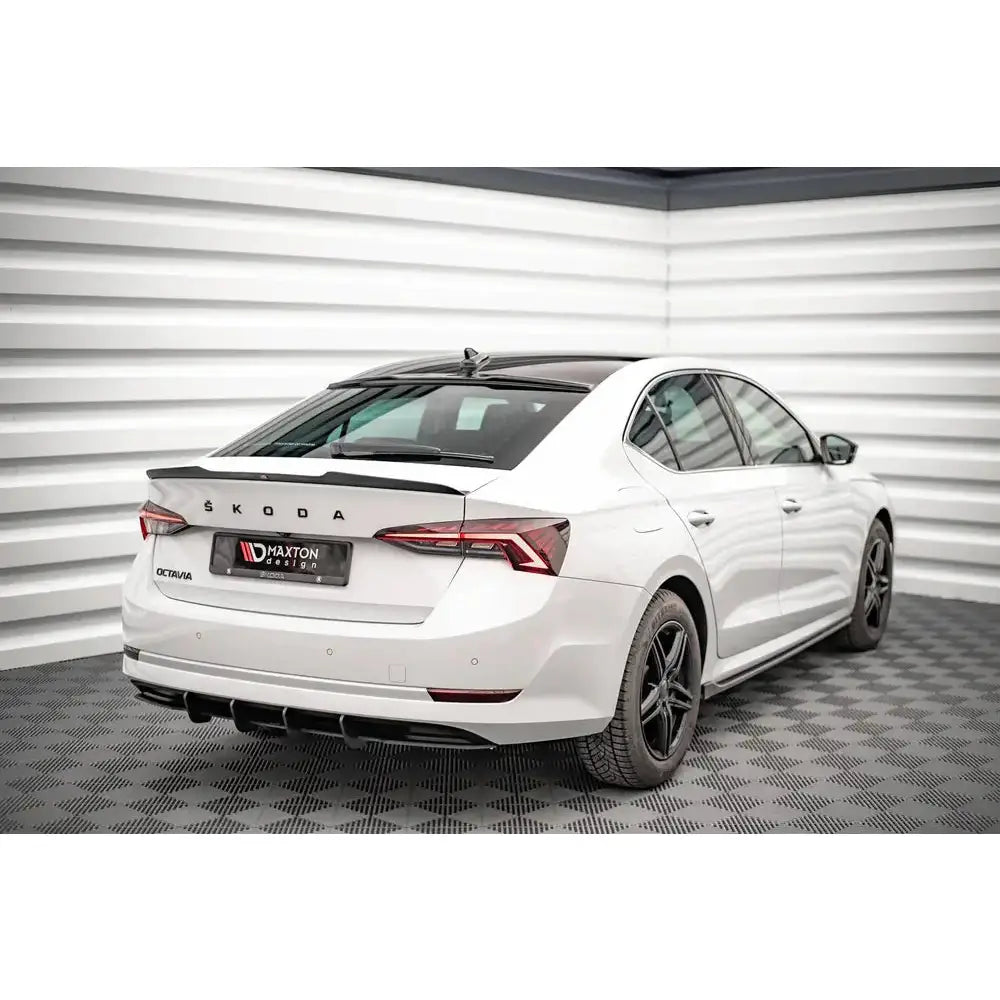 Spoiler Cap - Skoda Octavia Mk4 Liftback 19-